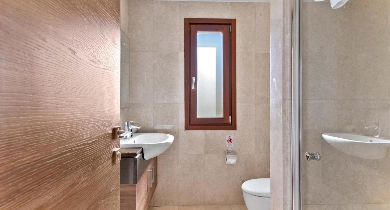 Appartement Modern Ap02 - Zodia With Private Garden, Aphrodite Hills
